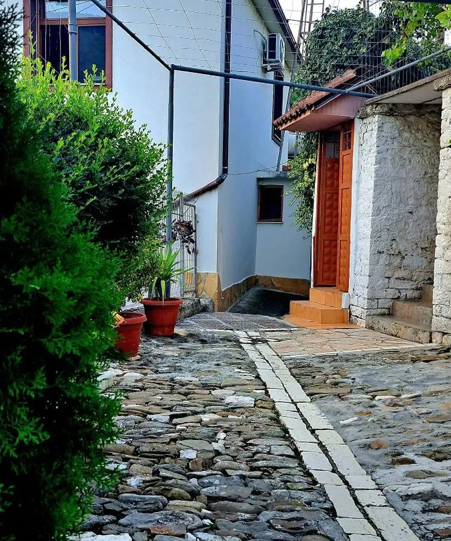 Valmira B&B - Town Center Berat